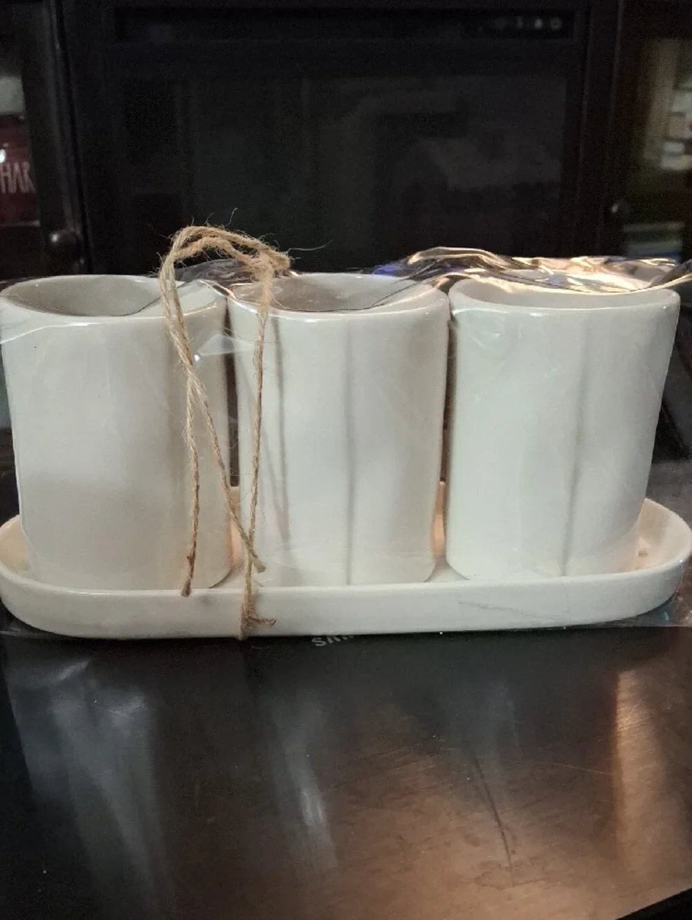 NWT Rae Dunn HAIR, FACE, NAILS Ceramic Organizer
